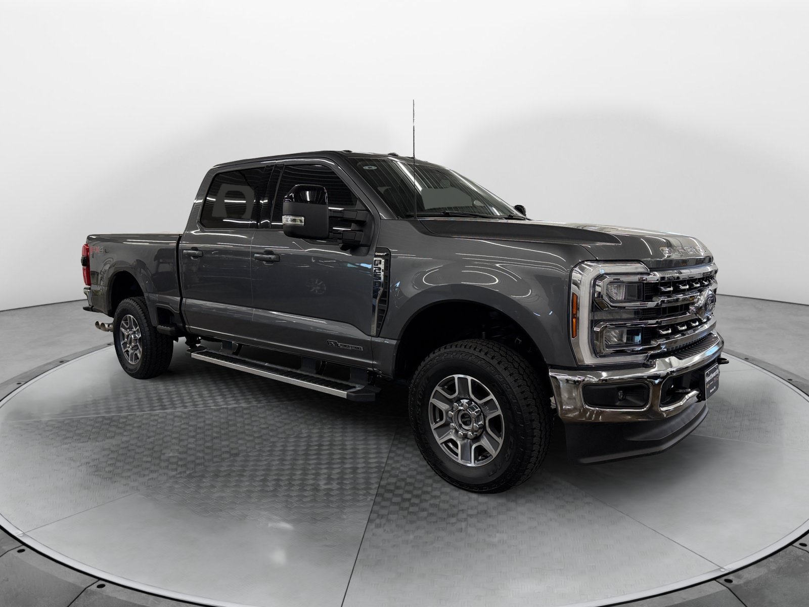 Used 2024 Ford F250 Lariat w/ FX4 Off-Road Package AWD/4WD image 4