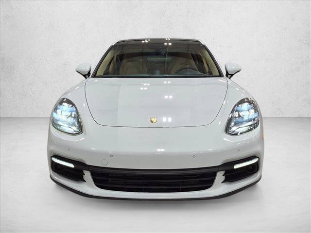 Used 2020 Porsche Panamera RWD image 2