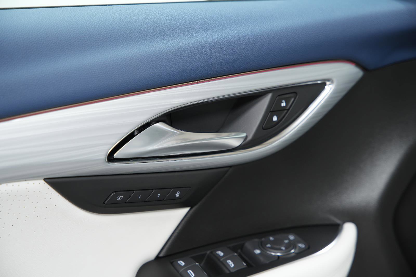 New 2026 Buick Envision Avenir image 25