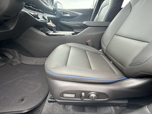 New 2026 Buick Envista Sport Touring FWD image 12