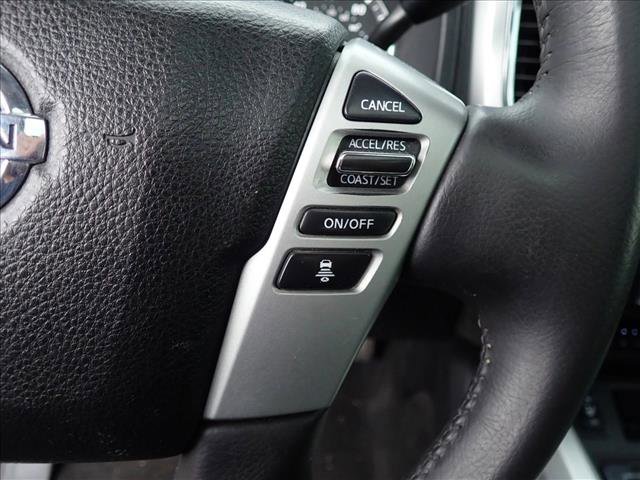 Used 2020 Nissan Titan SL w/ Moonroof Package image 15