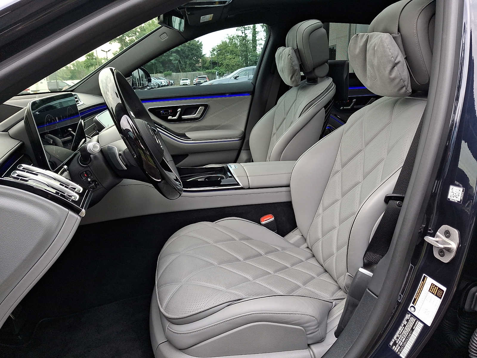 Certified 2025 Mercedes-Benz Maybach S 580 4MATIC image 16
