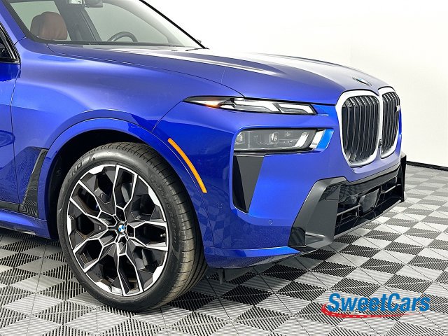 Used 2025 BMW X7 M60i AWD/4WD image 55