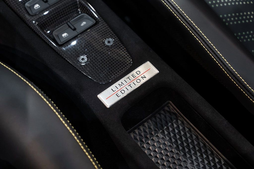 Certified 2015 Ferrari 458 Speciale A RWD image 40