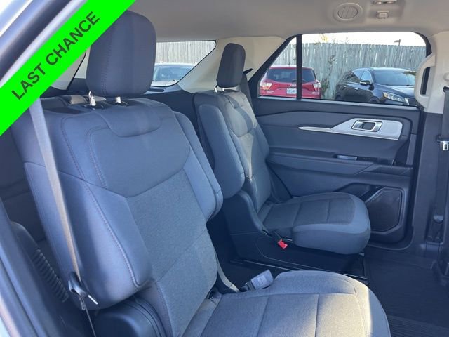 Used 2025 Ford Explorer Active image 26