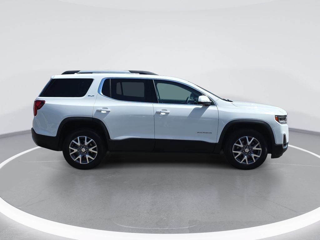 Used 2023 GMC Acadia SLT w/ Preferred Package FWD image 2
