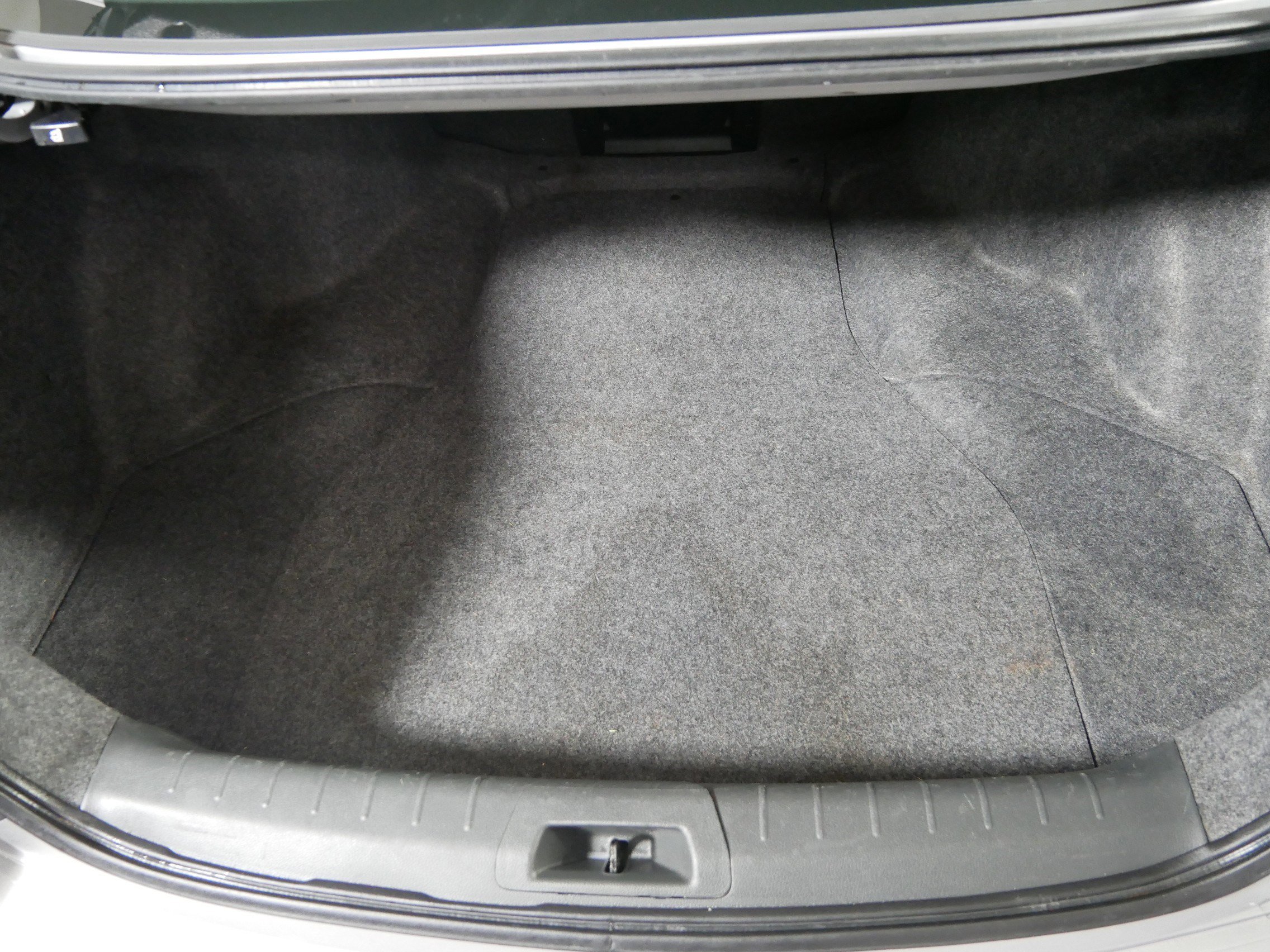 Used 2011 Honda Accord EX-L image 18