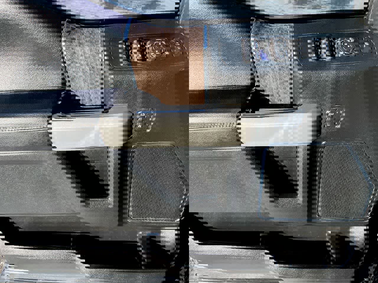 Used 2018 Ford F350 Lariat w/ Lariat Ultimate Package image 36