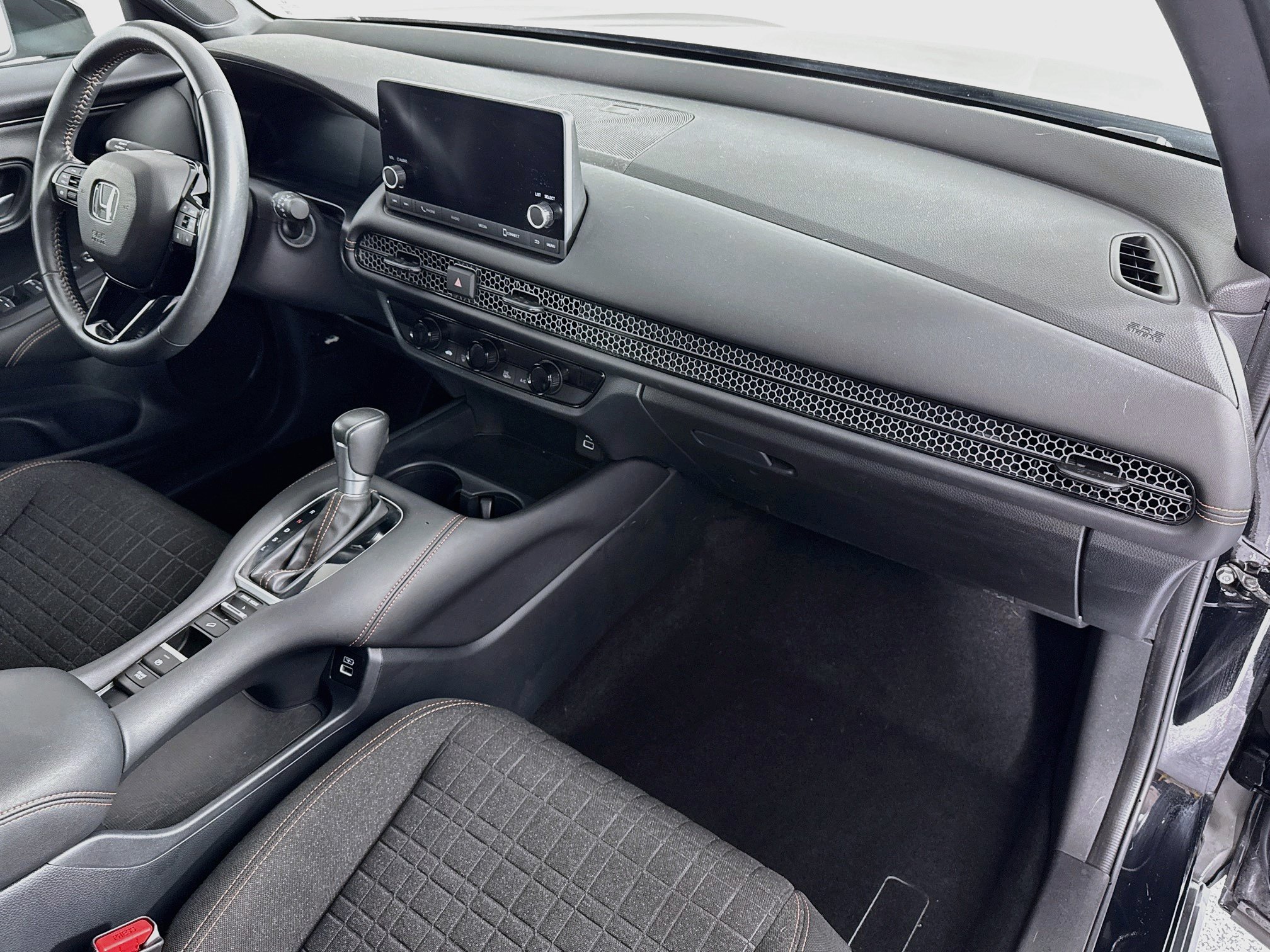 Certified 2023 Honda HR-V Sport image 27