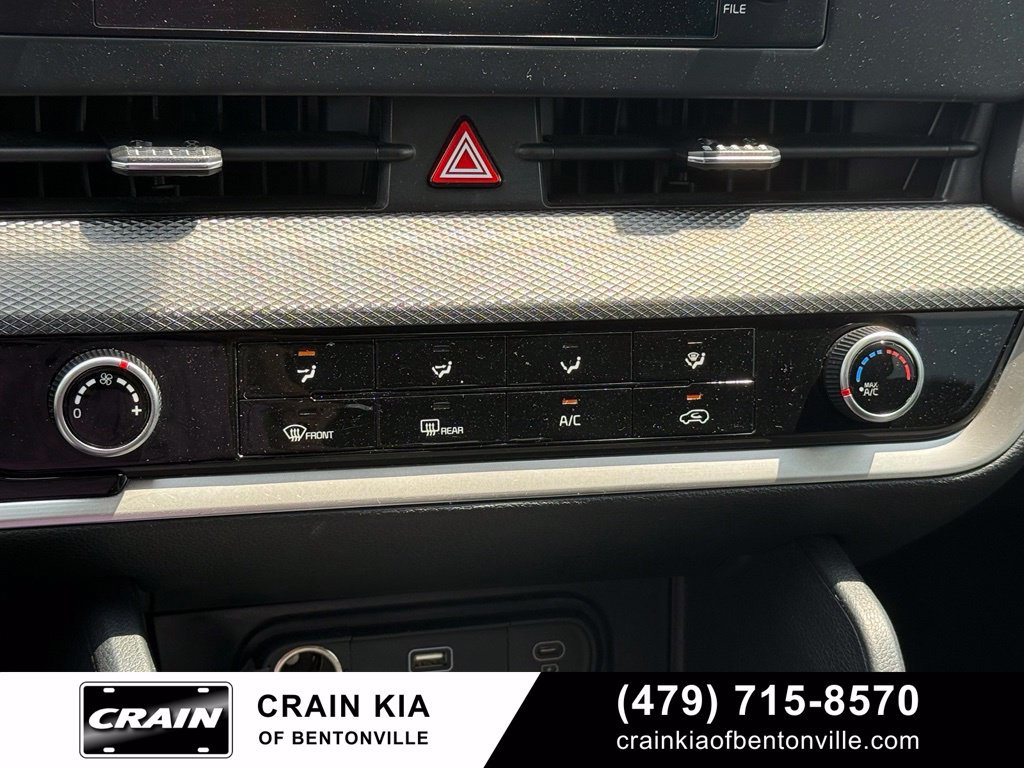 Certified 2024 Kia Sportage LX FWD image 17