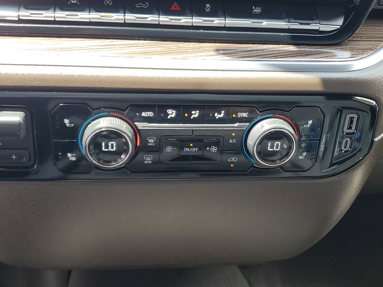 Used 2025 Chevrolet Silverado 1500 LT RWD image 24
