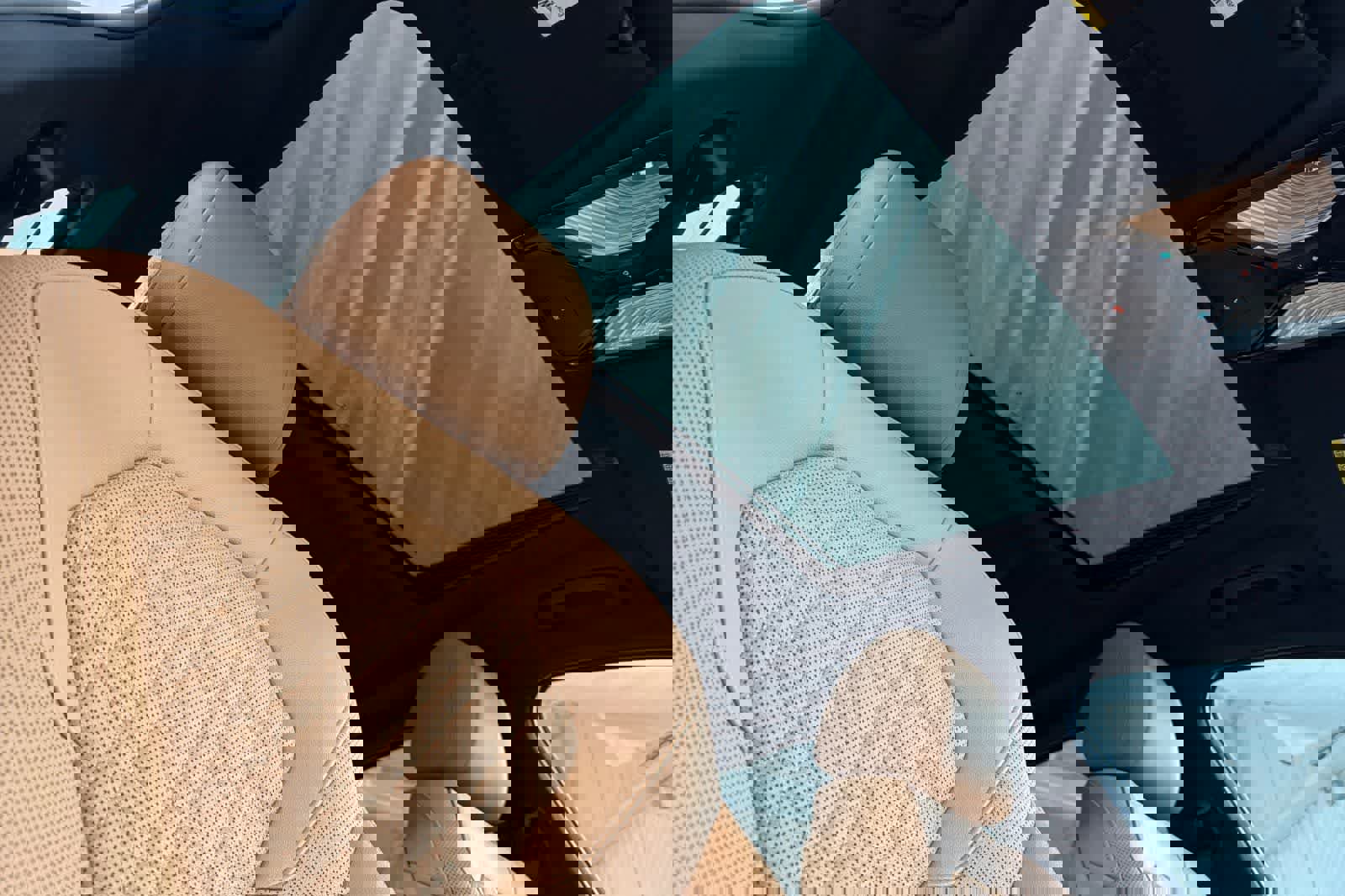 Used 2023 BMW 530e w/ Convenience Package image 16