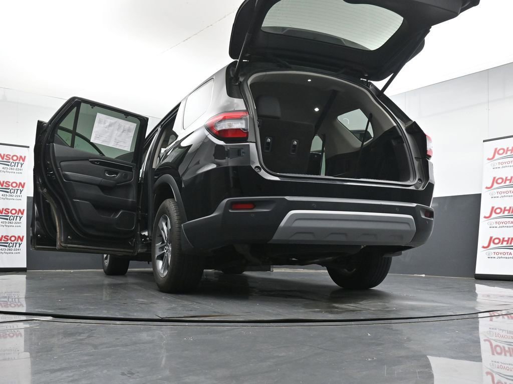 Used 2023 Honda Pilot EX-L image 30