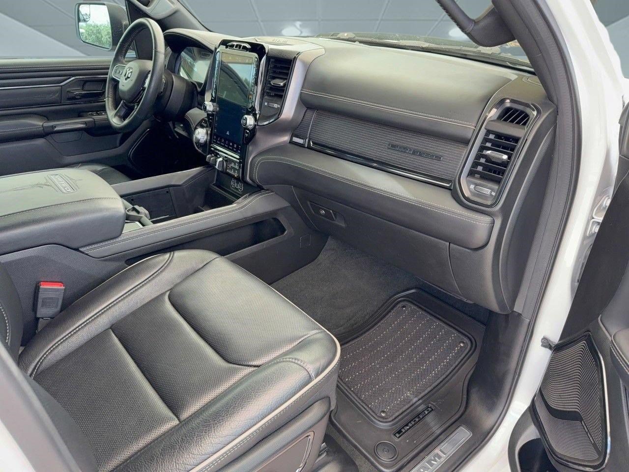 Used 2023 RAM 1500 Limited w/ Night Edition RWD image 31