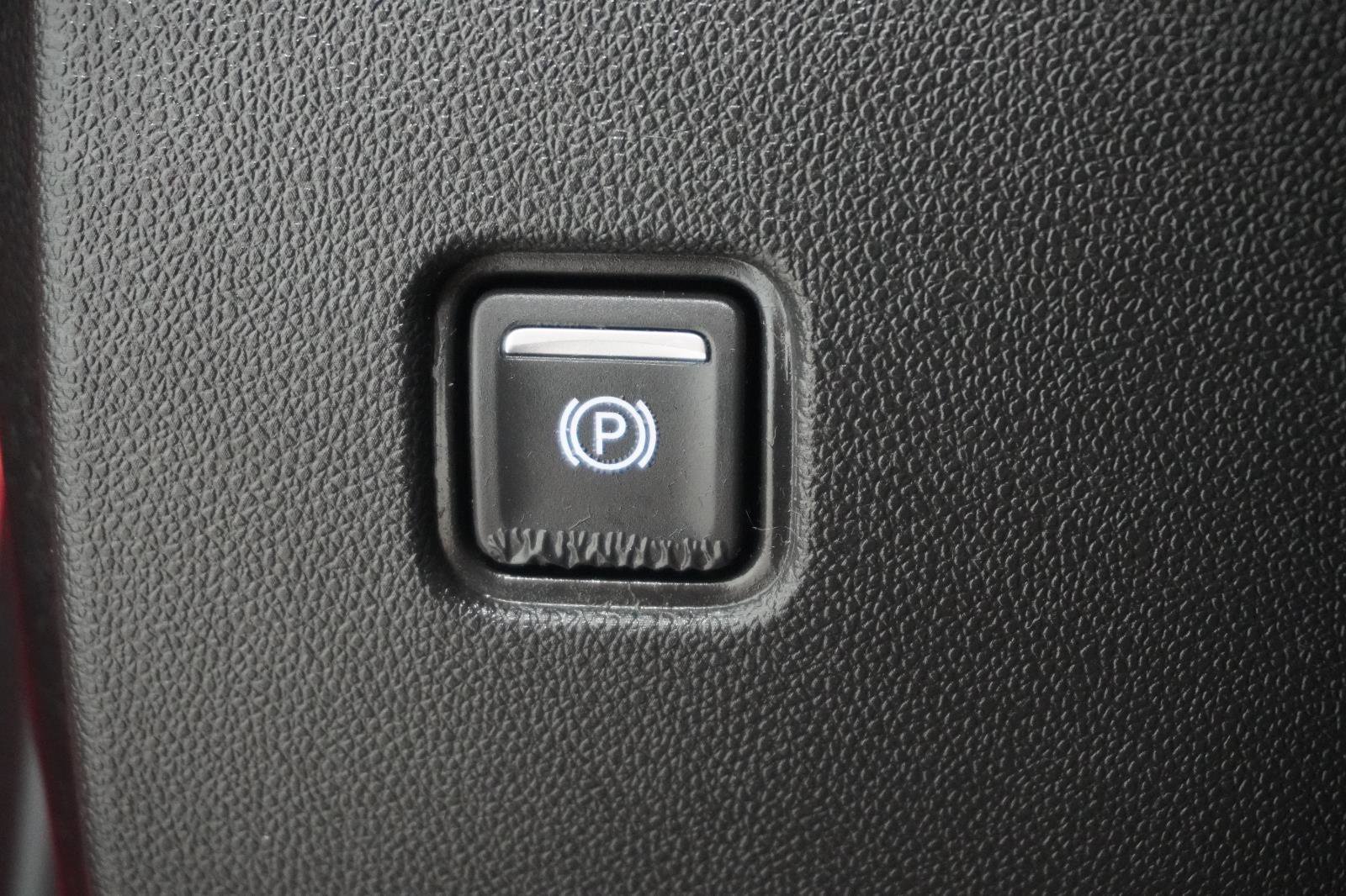 Used 2022 Chevrolet Blazer RS w/ Enhanced Convenience Package FWD image 18