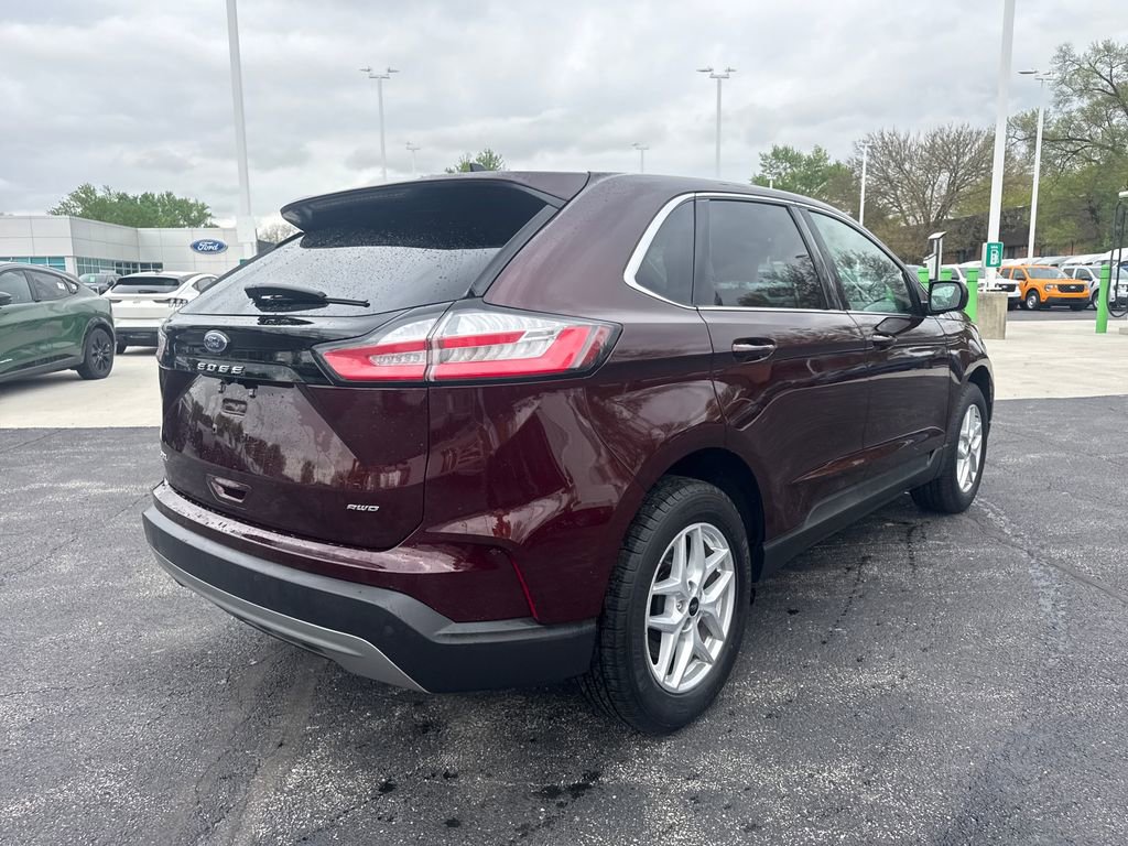 Used 2024 Ford Edge SEL w/ Convenience Package AWD/4WD image 8