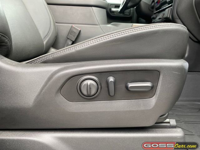 Used 2021 Chevrolet Silverado 1500 High Country w/ Technology Package image 7