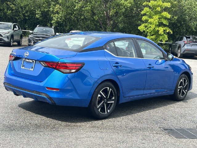 Used 2025 Nissan Sentra SV FWD image 13