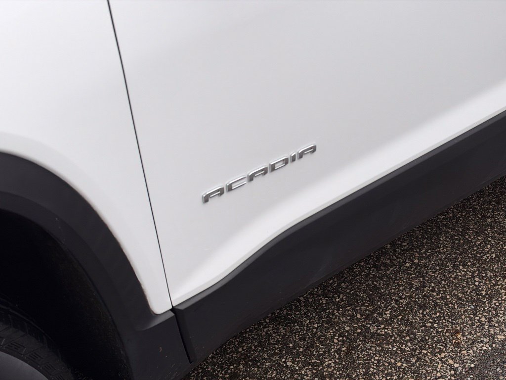 Certified 2023 GMC Acadia SLE w/ Driver Convenience Package FWD image 8