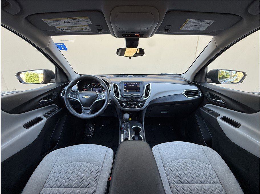 Used 2023 Chevrolet Equinox LS w/ LS Convenience Package FWD image 19