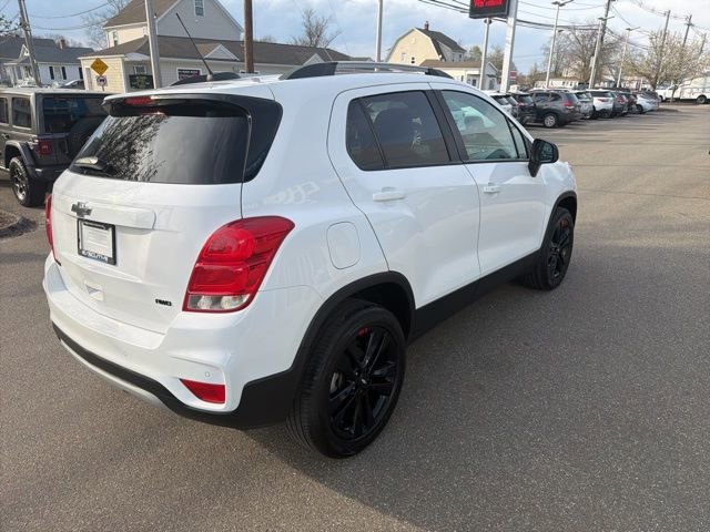 Used 2021 Chevrolet Trax LT w/ Redline Edition image 5