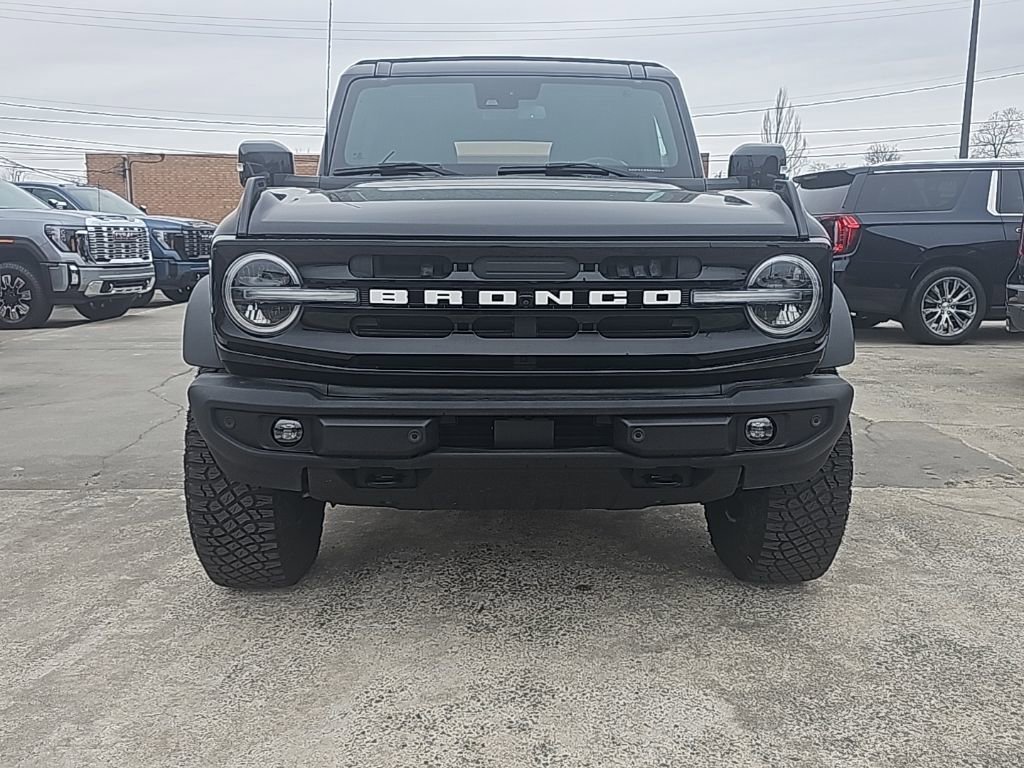 Used 2022 Ford Bronco Outer Banks w/ Sasquatch Package image 3