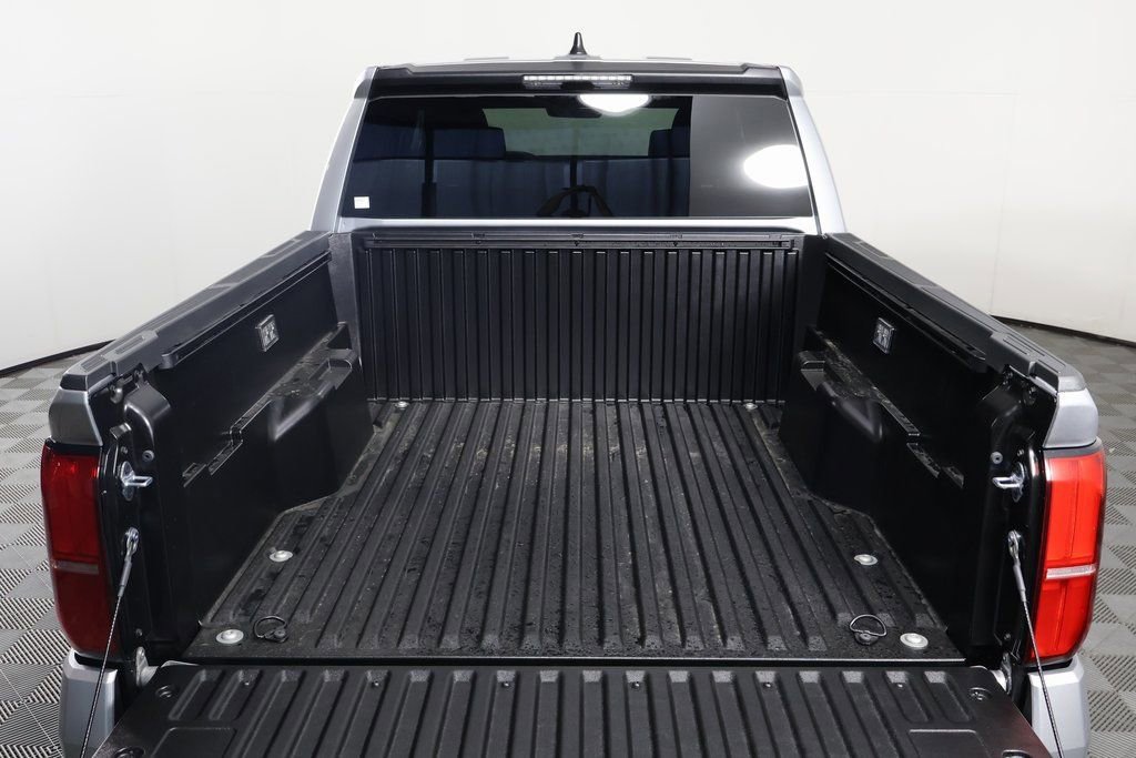 New 2026 Toyota Tacoma SR5 AWD/4WD image 8