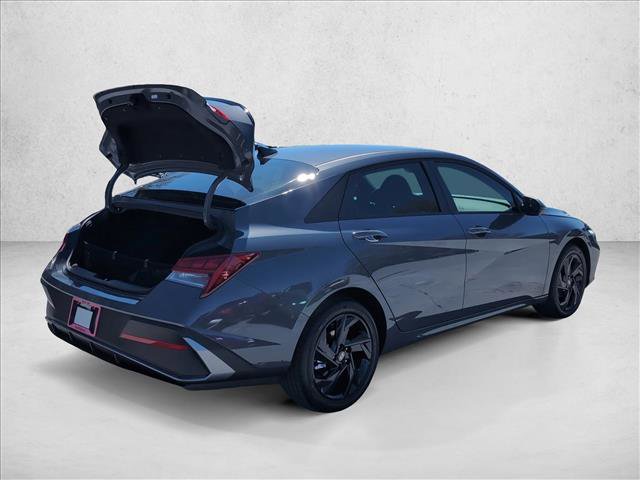 New 2026 Hyundai Elantra Sport image 2