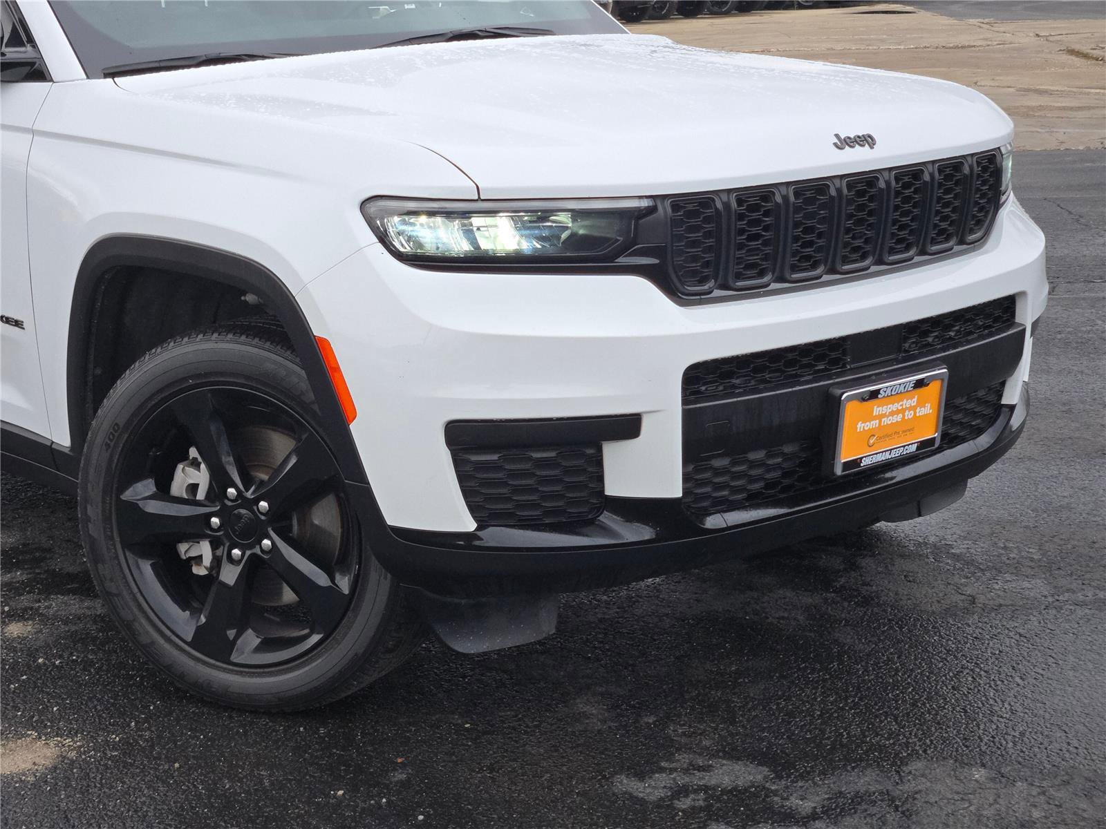 Certified 2023 Jeep Grand Cherokee L Laredo image 2