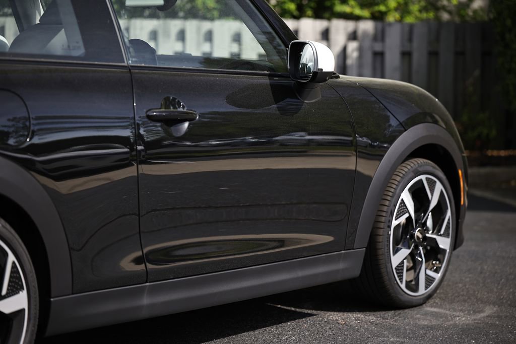 New 2026 MINI Cooper 2-Door Hardtop FWD image 8