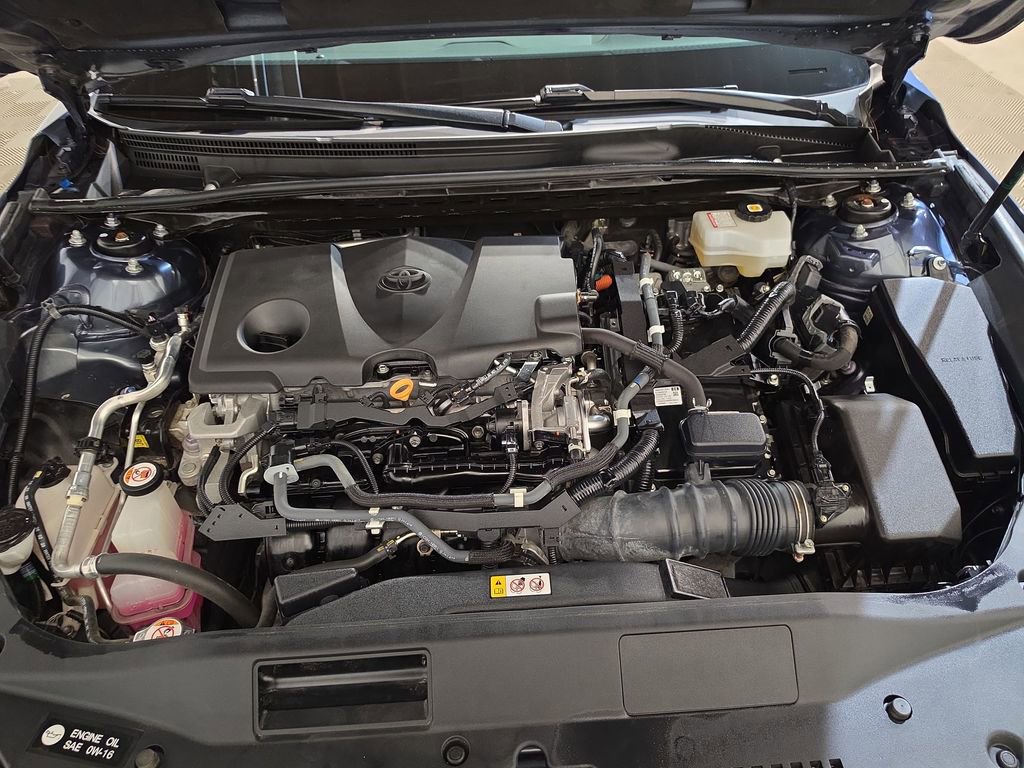 Used 2021 Toyota Avalon XLE w/ Moonroof Package FWD image 18