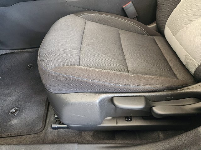 Used 2026 Chevrolet Trax LS FWD image 25