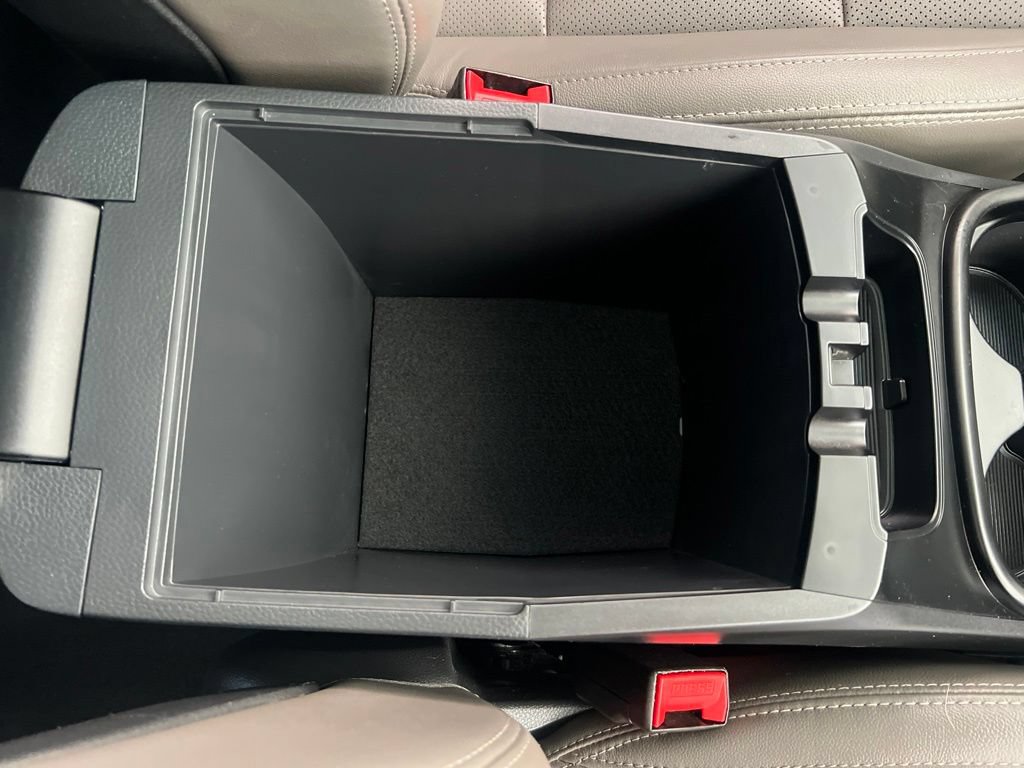 Used 2018 Hyundai Santa Fe AWD image 25