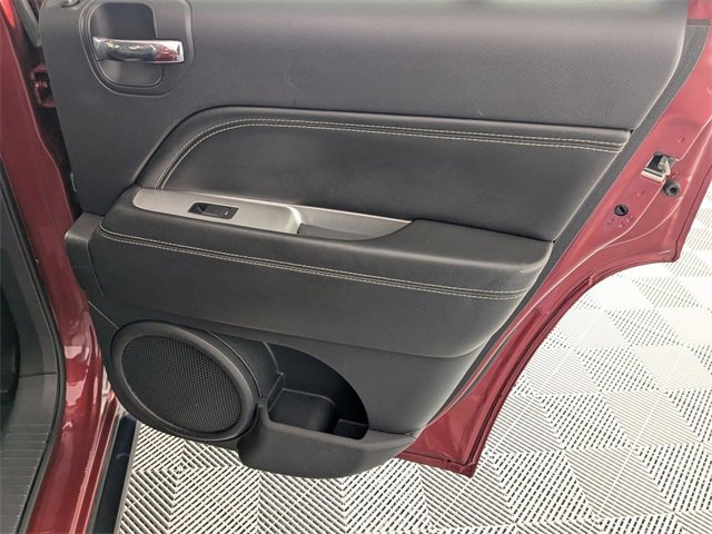 Used 2017 Jeep Compass High Altitude image 25