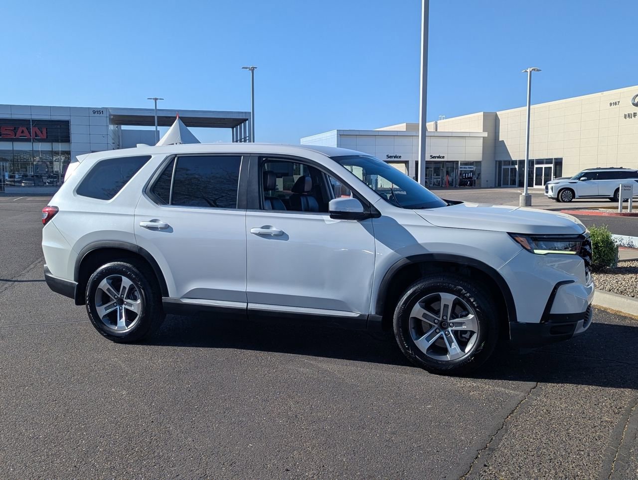 Used 2023 Honda Pilot EX-L image 6