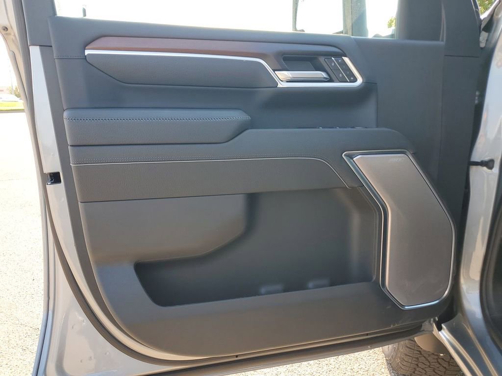 New 2026 GMC Sierra 2500 Denali w/ Denali Reserve Package image 23