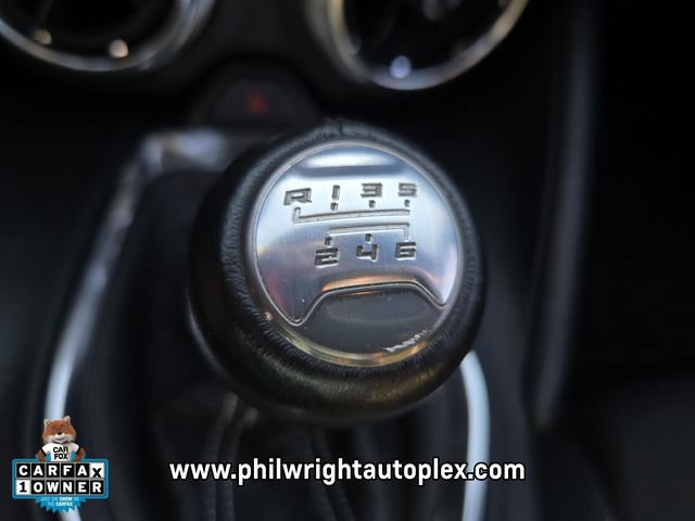 Used 2021 Chevrolet Camaro LT image 25