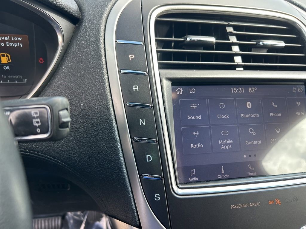 Used 2020 Lincoln Nautilus FWD image 13