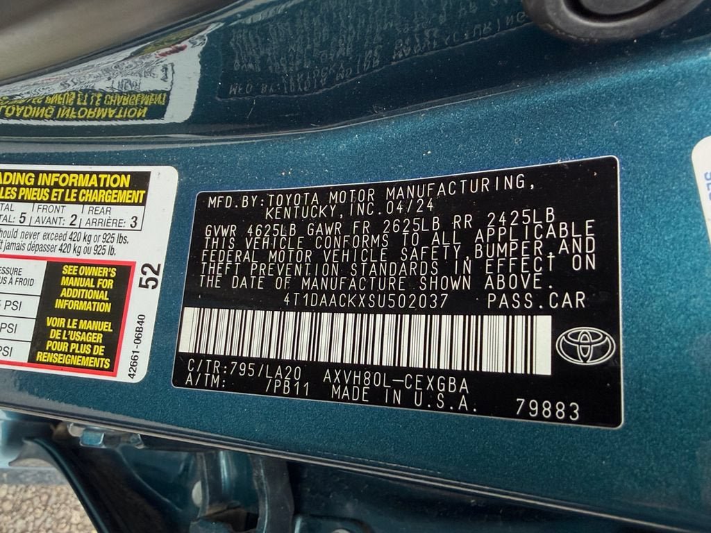 Used 2025 Toyota Camry XLE FWD image 37