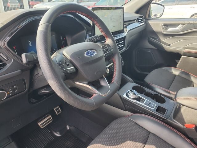 Used 2023 Ford Escape ST-Line w/ Tech Pack #1 AWD/4WD image 10