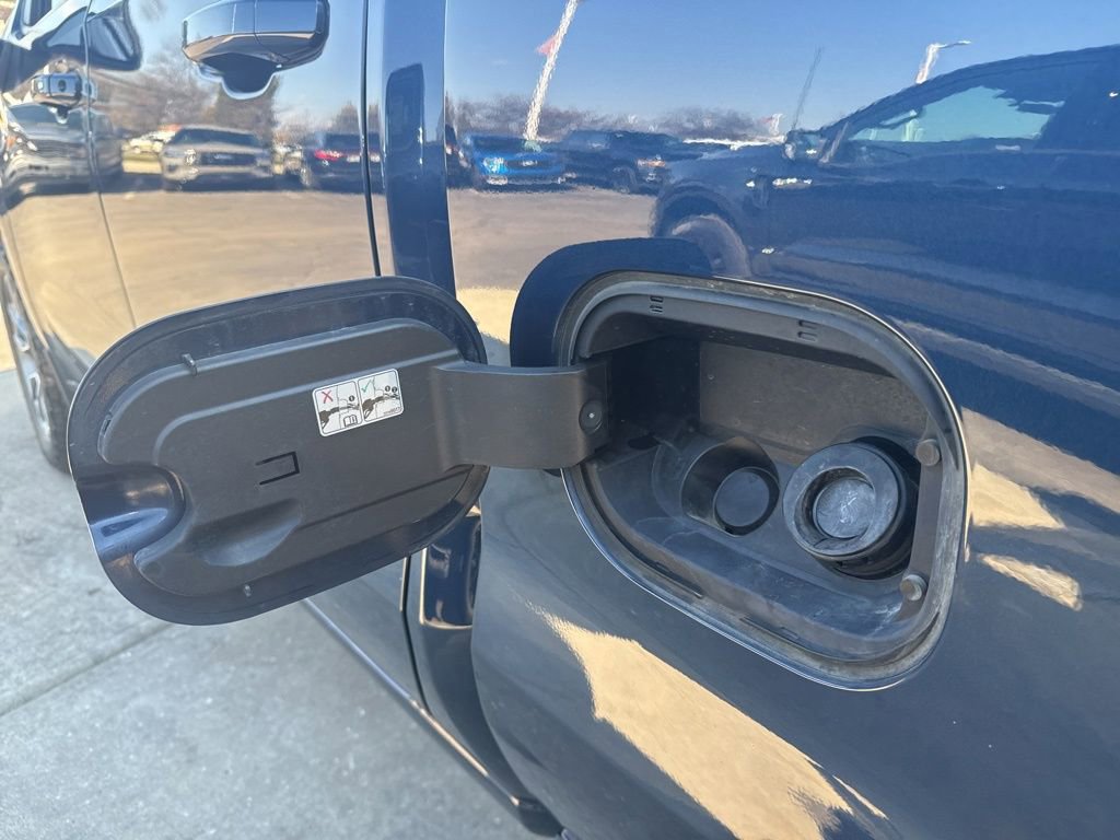 Used 2022 Chevrolet Silverado 1500 LT image 18