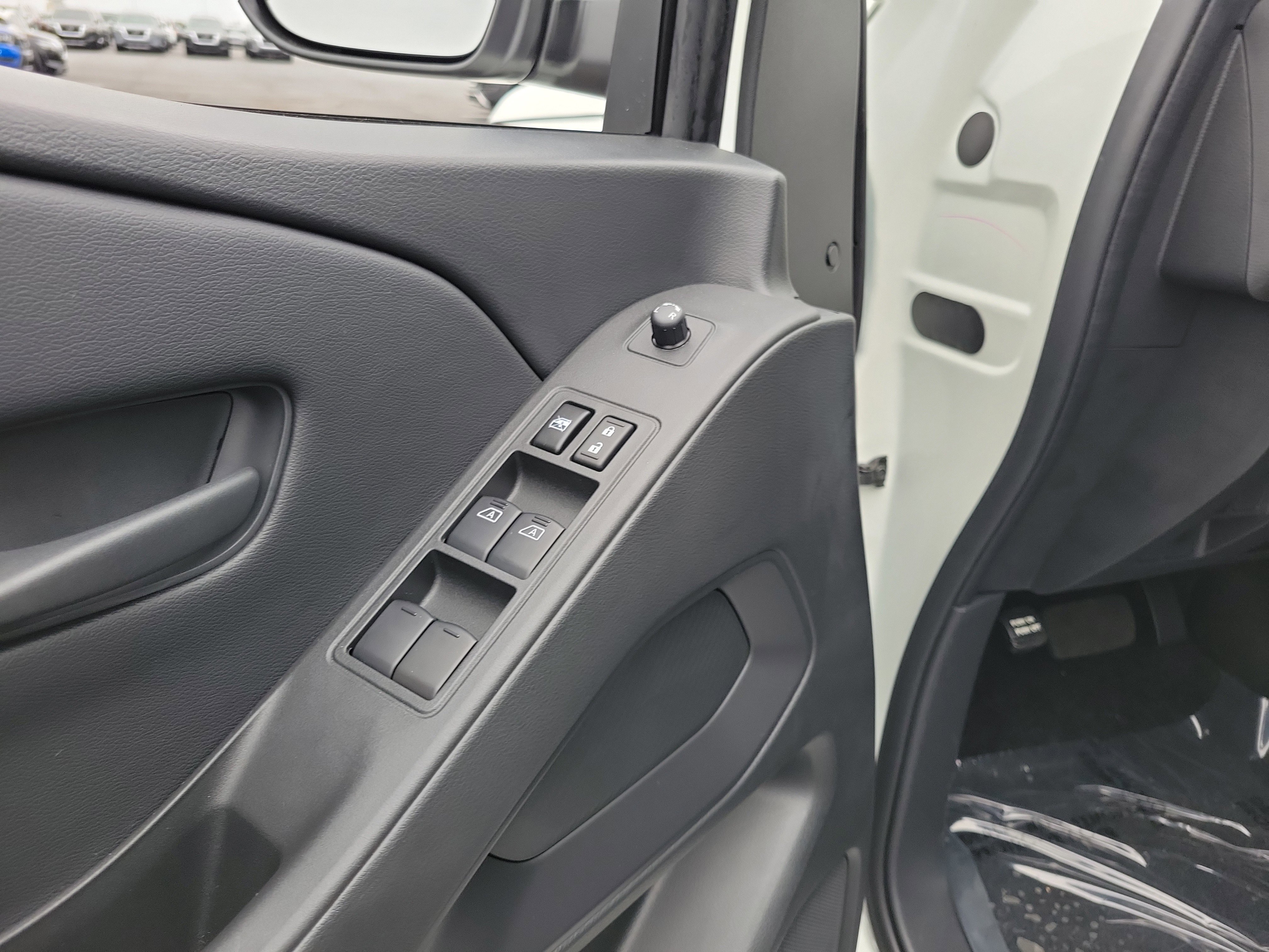 New 2026 Nissan Frontier SV image 18