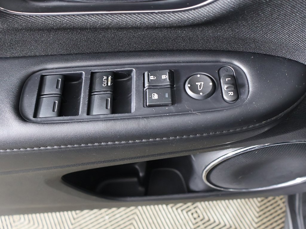 Used 2022 Honda HR-V EX image 35