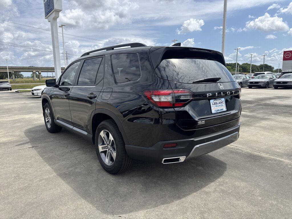 New 2026 Honda Pilot EX-L image 6