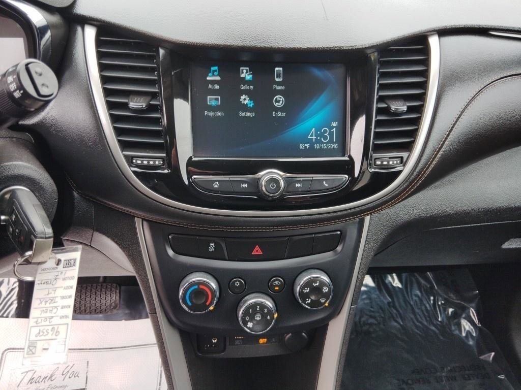 Used 2017 Chevrolet Trax LT image 18