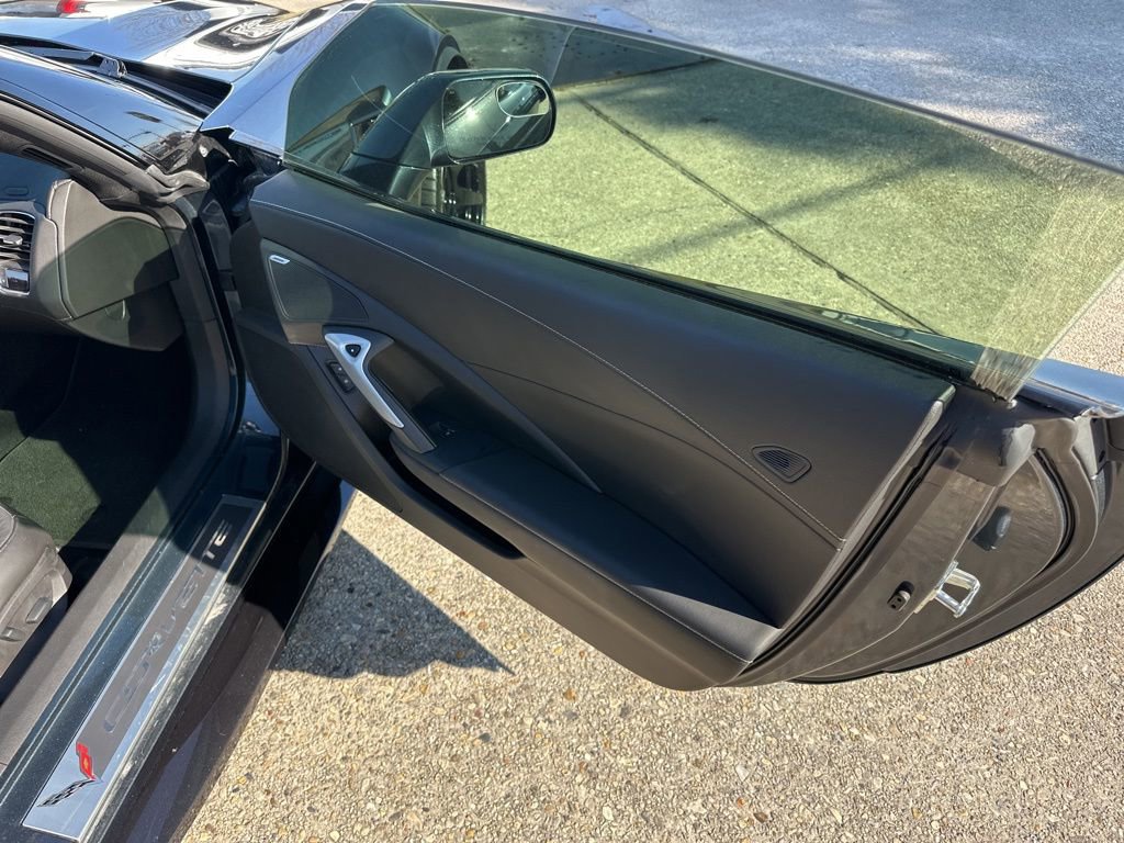 Used 2019 Chevrolet Corvette Grand Sport w/ Carbon Flash Badge Package image 9