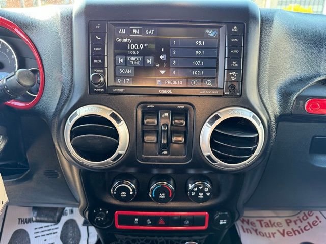 Used 2015 Jeep Wrangler Unlimited Sahara w/ Connectivity Group image 14