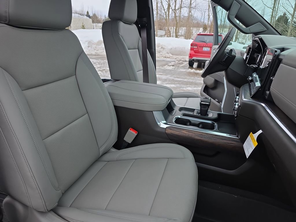 New 2026 GMC Sierra 1500 SLT w/ SLT Premium Package image 10