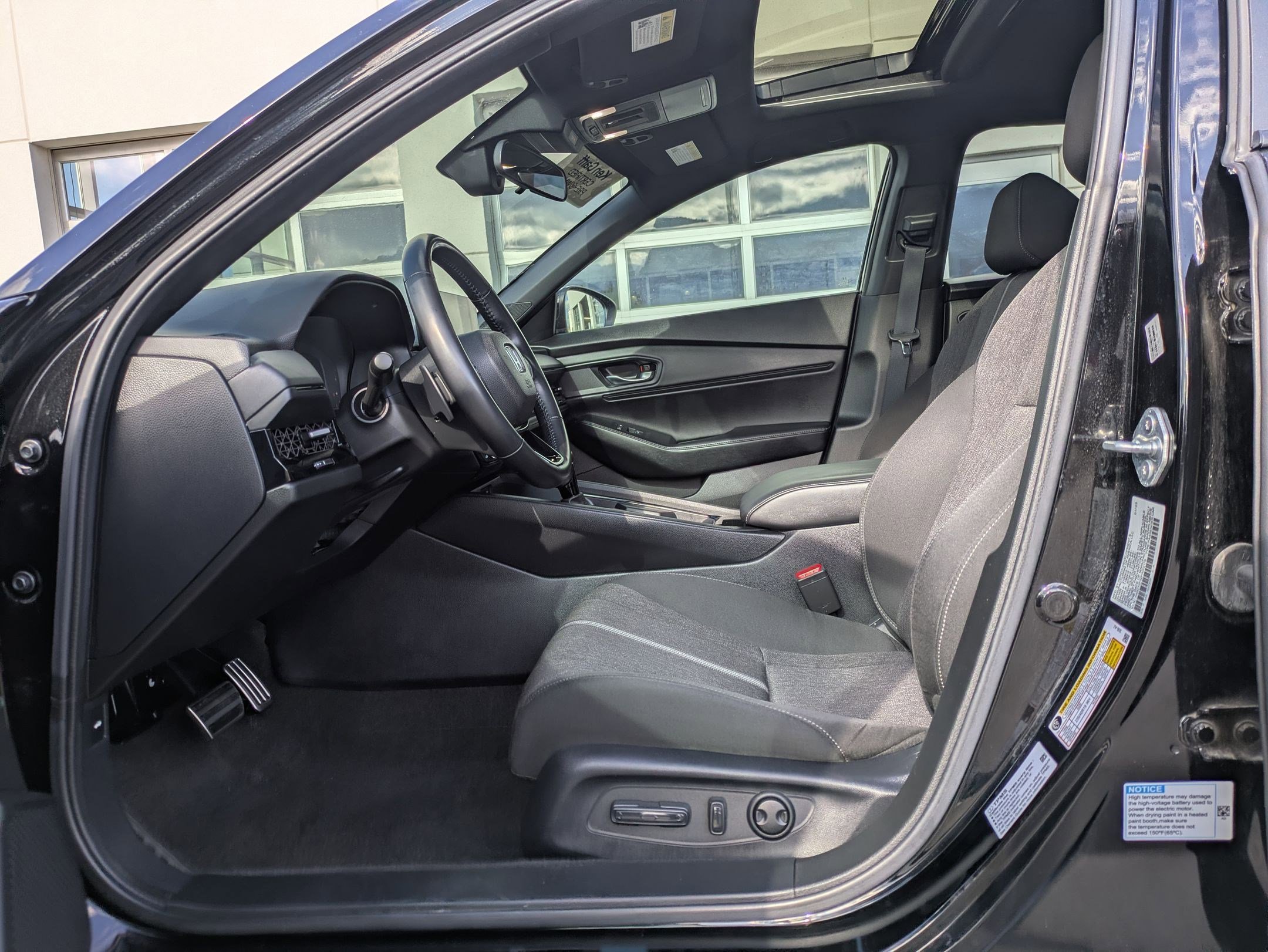 Used 2023 Honda Accord Sport image 18