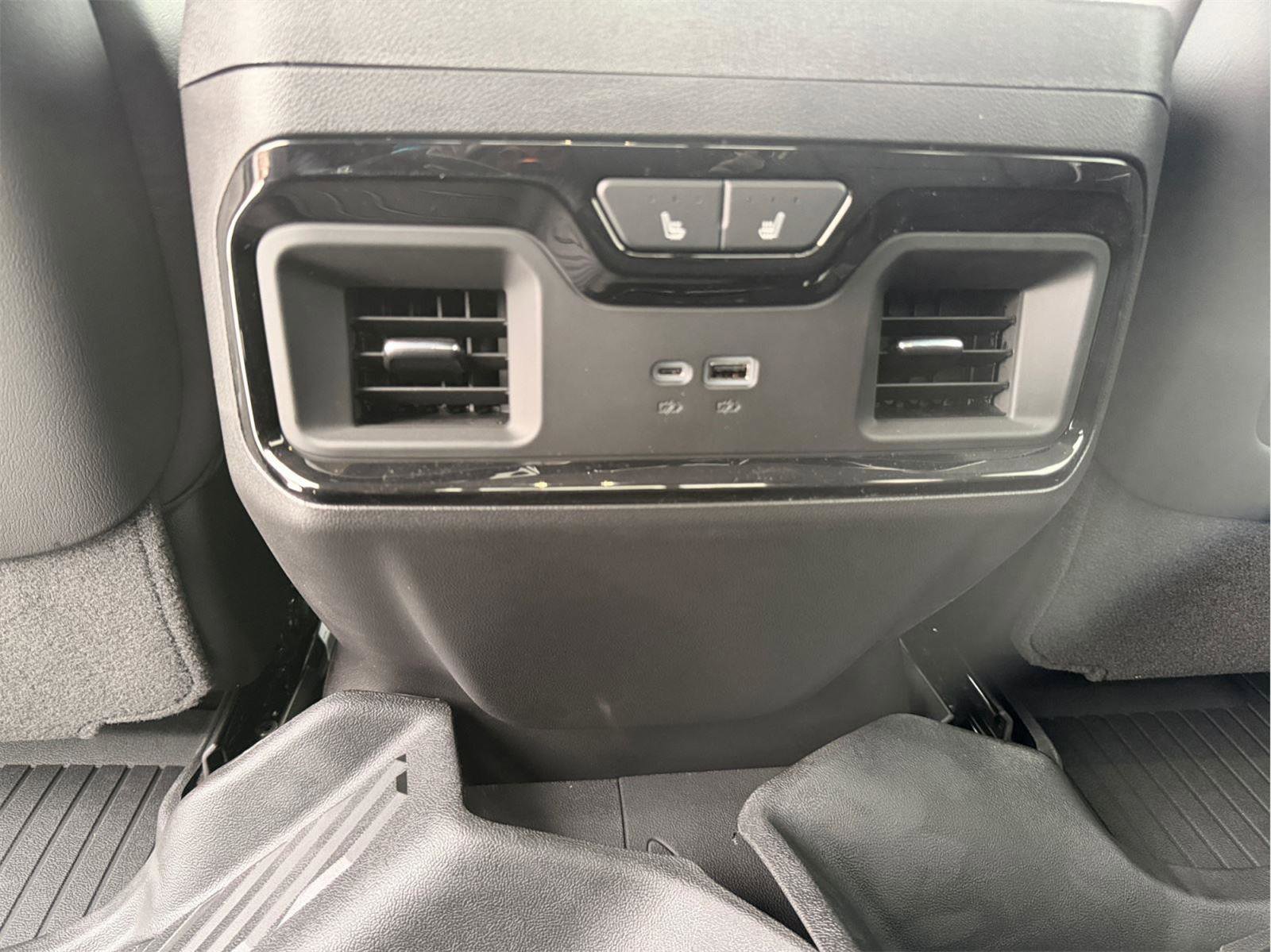 New 2026 GMC Sierra 1500 AT4X w/ AT4X AEV Edition image 31